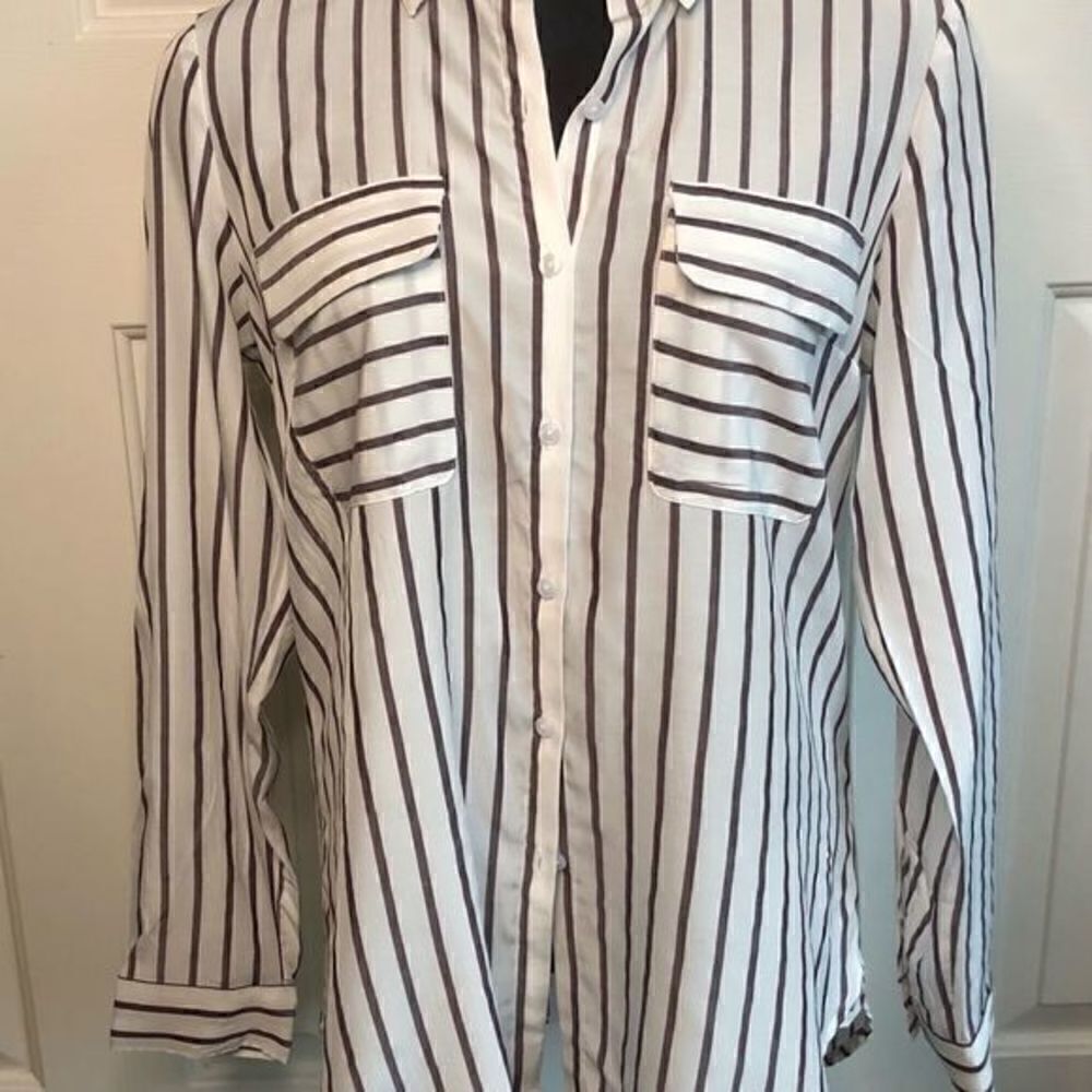 Express Striped Top - Picture 2 of 10